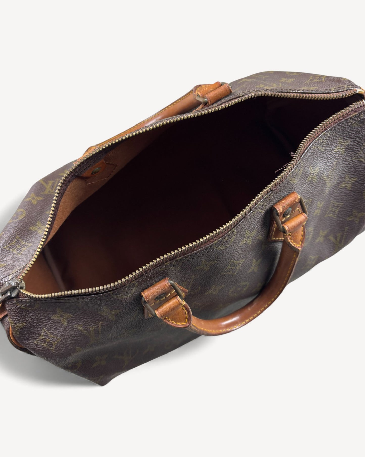 LOUIS VUITTON SPEEDY BAG