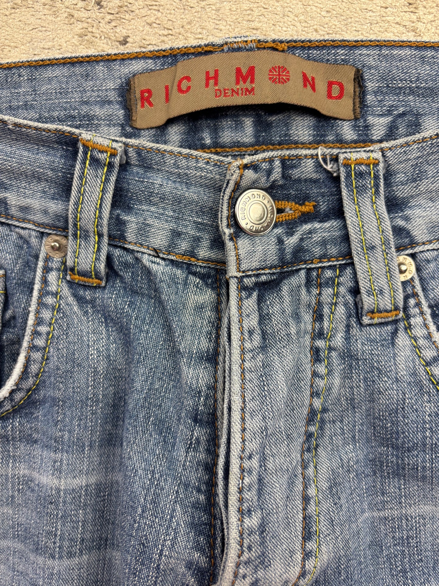 RICHMOND JEANS W32 L32