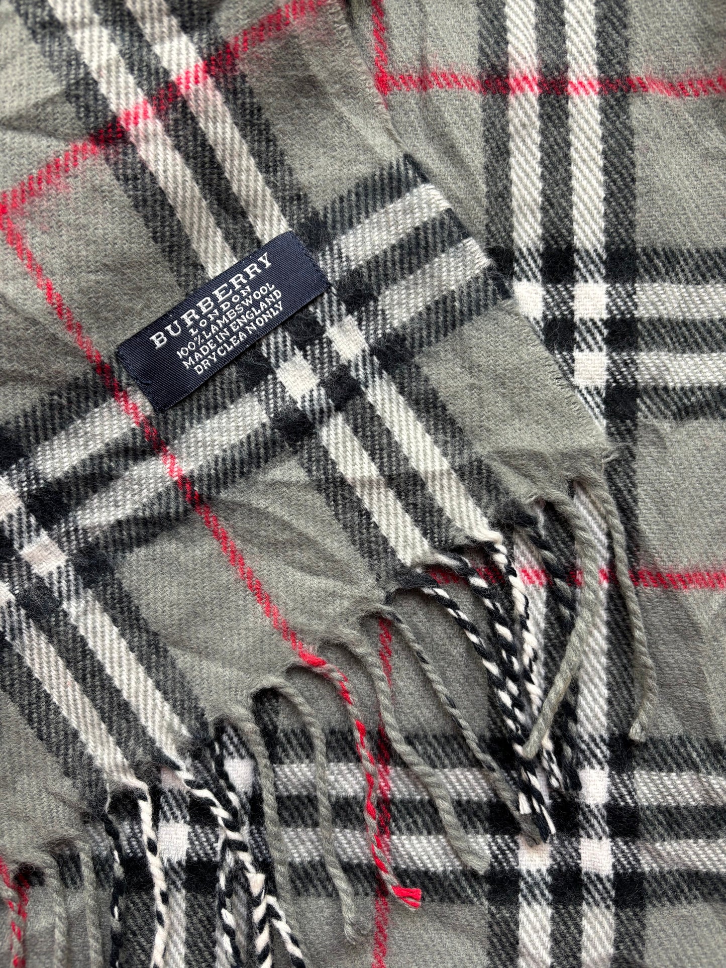 BURBERRY NOVACHECK SCARF GREY