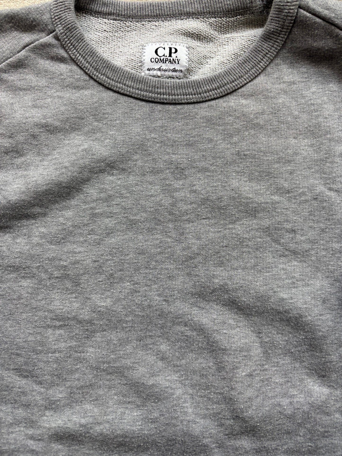 CP COMPANY SWEATER GREY (S)