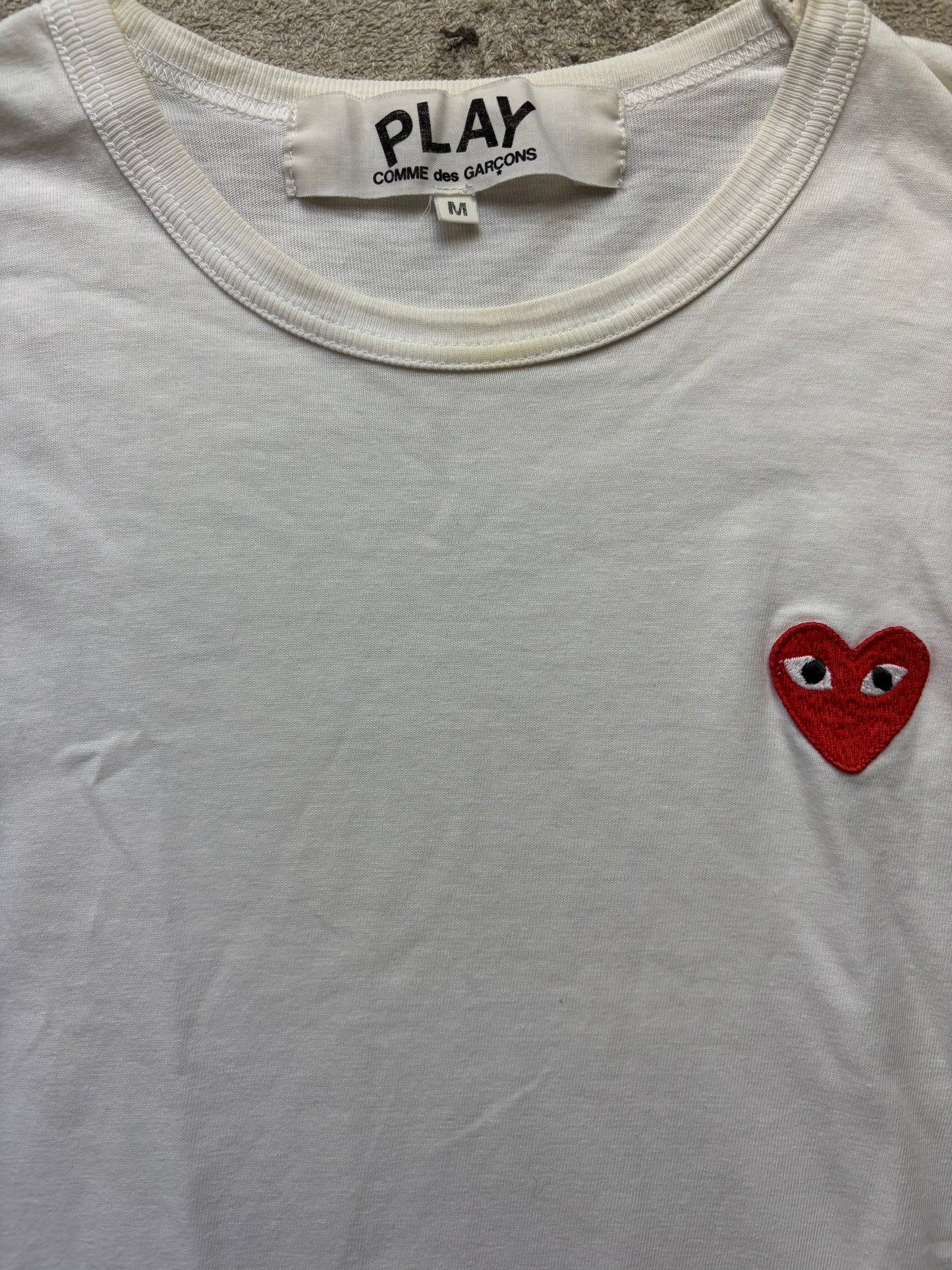 CDG PLAY WHITE T-SHIRT (M)
