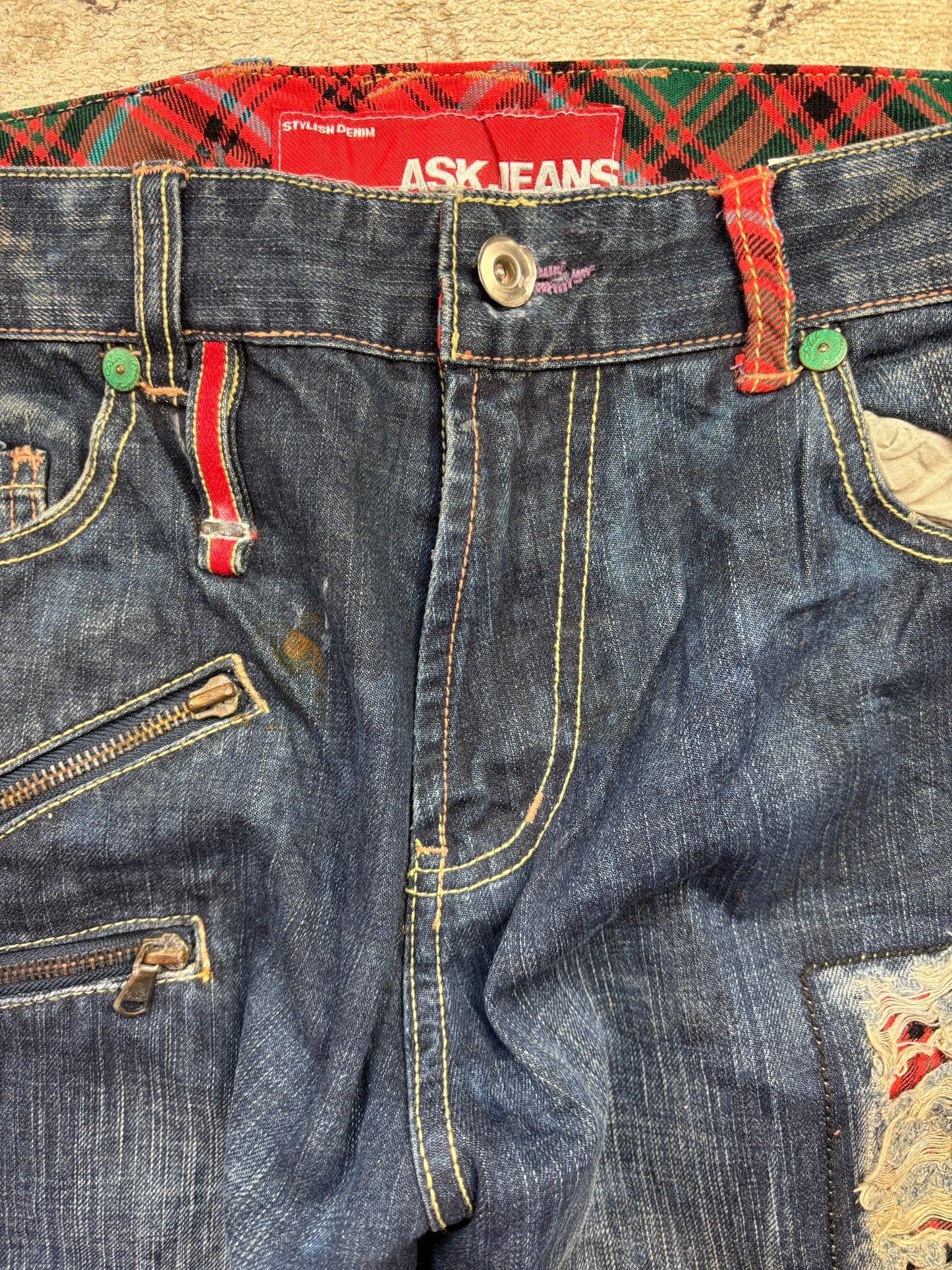 JAPANESE EMBROIDERED DENIM W32 L32 #JAP8