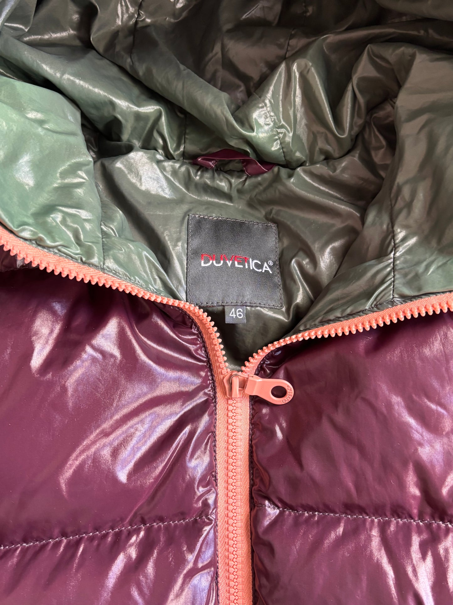 DUVETICA PURPLE PUFFER JACKET (M)