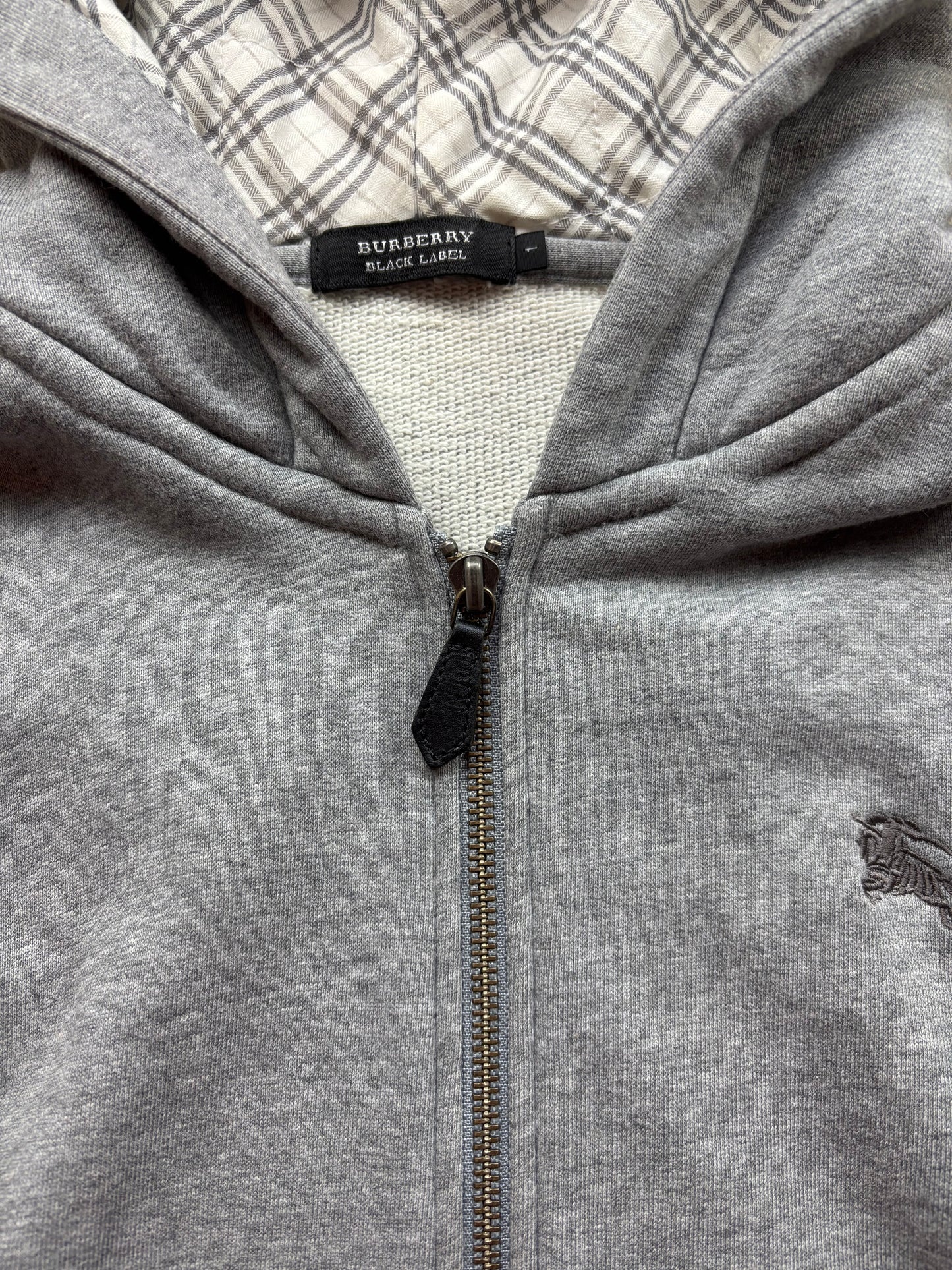 BURBERRY GREY ZIP UP HOODIE (S)