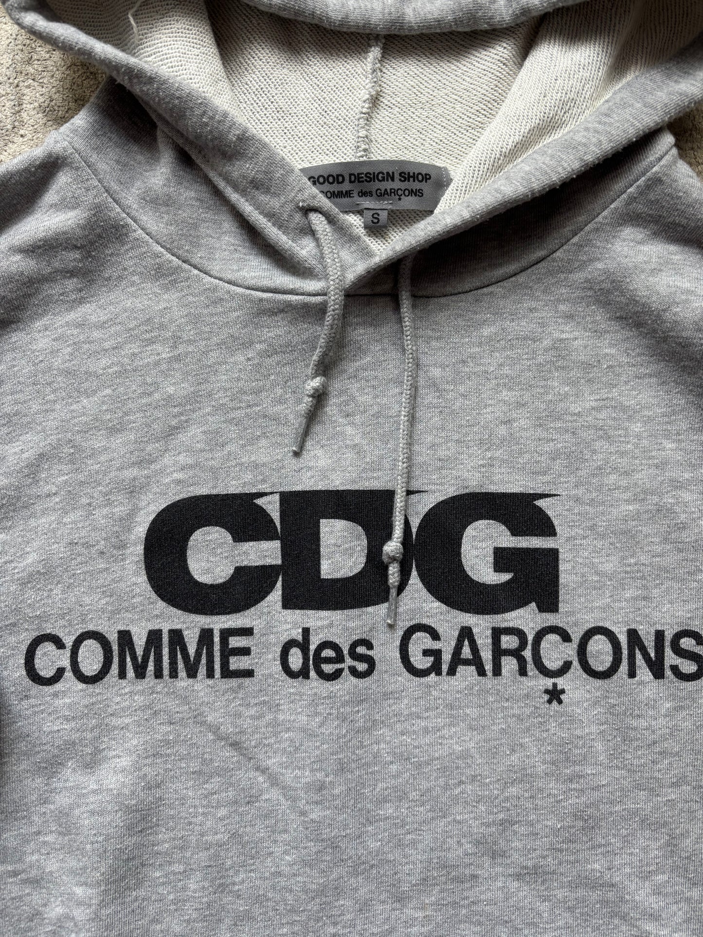 CDG GREY HOODIE (S)
