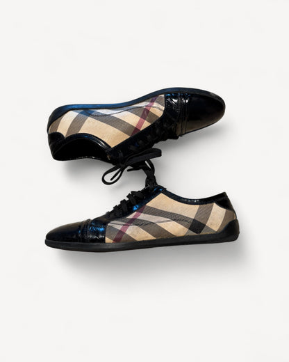 BURBERRY SNEAKER (41)