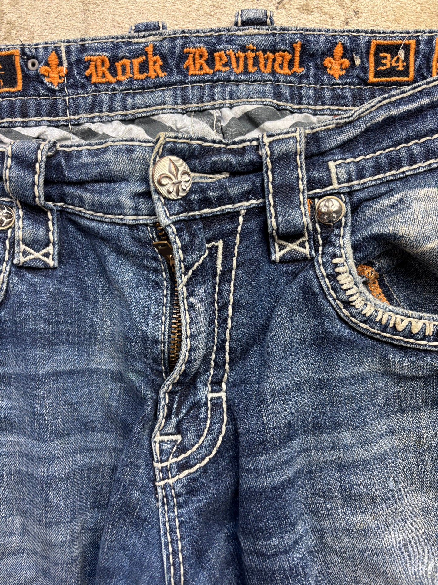 ROCK REVIVAL JEANS W34 L32 #RR22