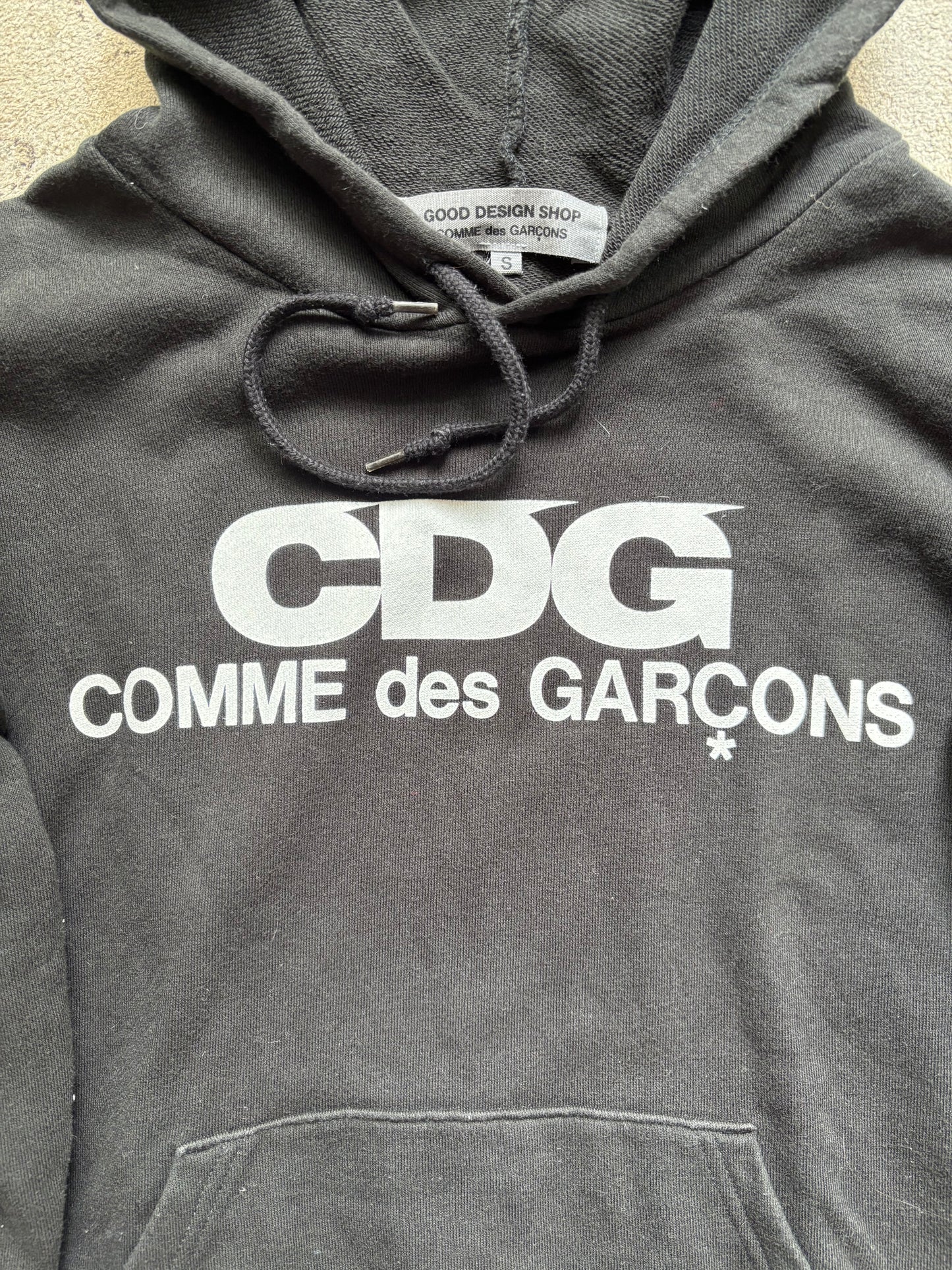 CDG BLACK HOODIE (S)