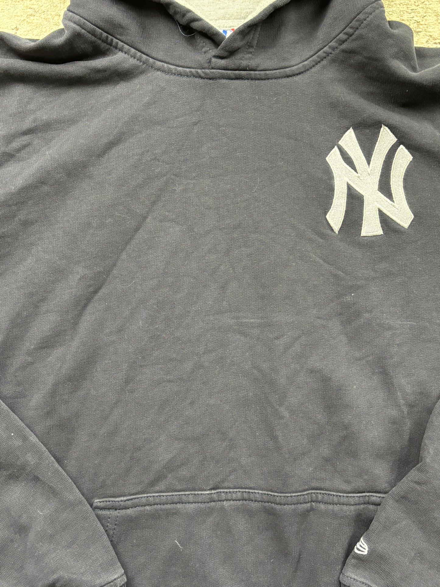 NY YANKEES HOODIE (L)