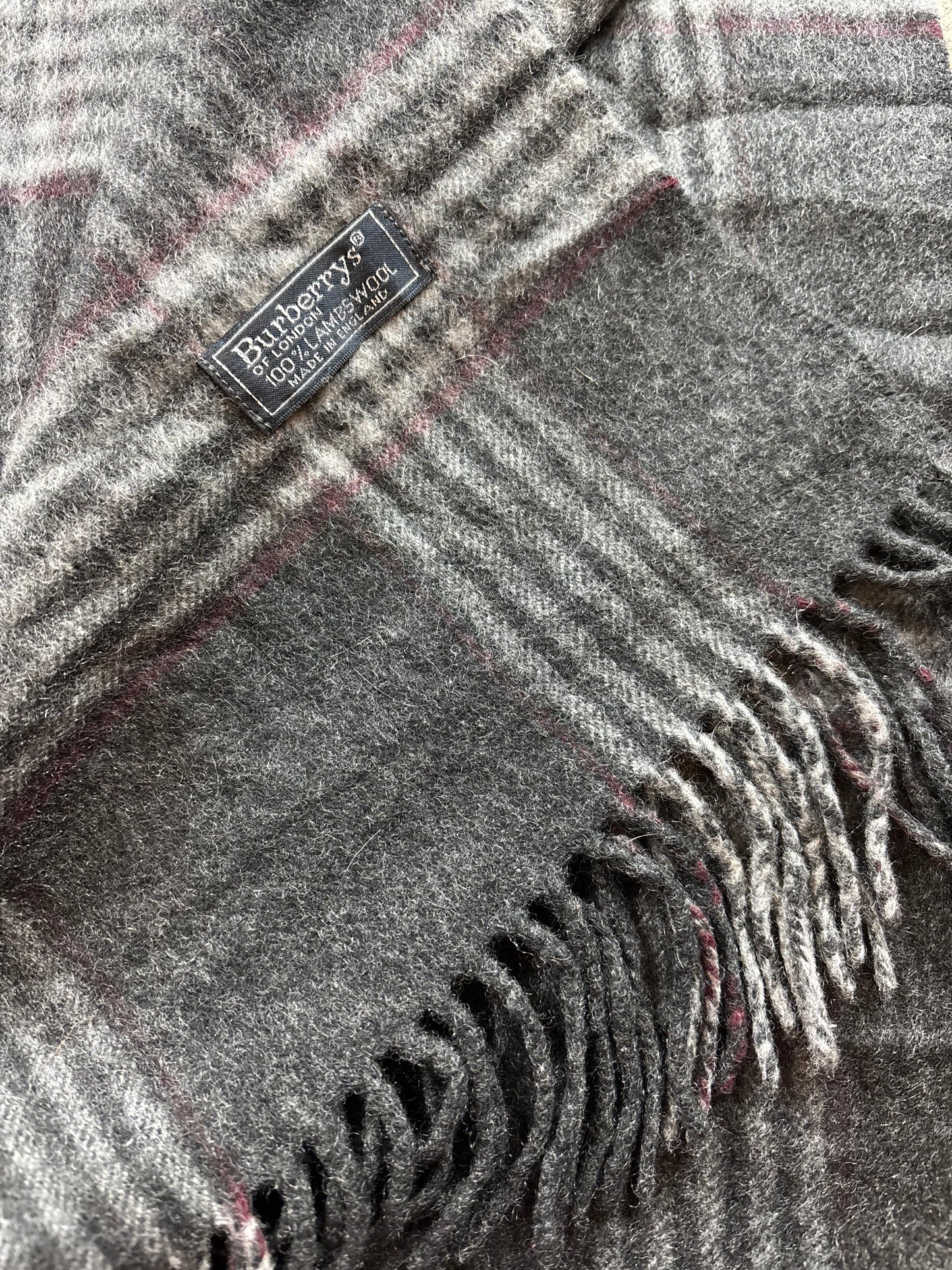 BURBERRY NOVACHECK SCARF BLACK