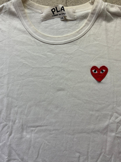 CDG PLAY WHITE T-SHIRT (L/XL)