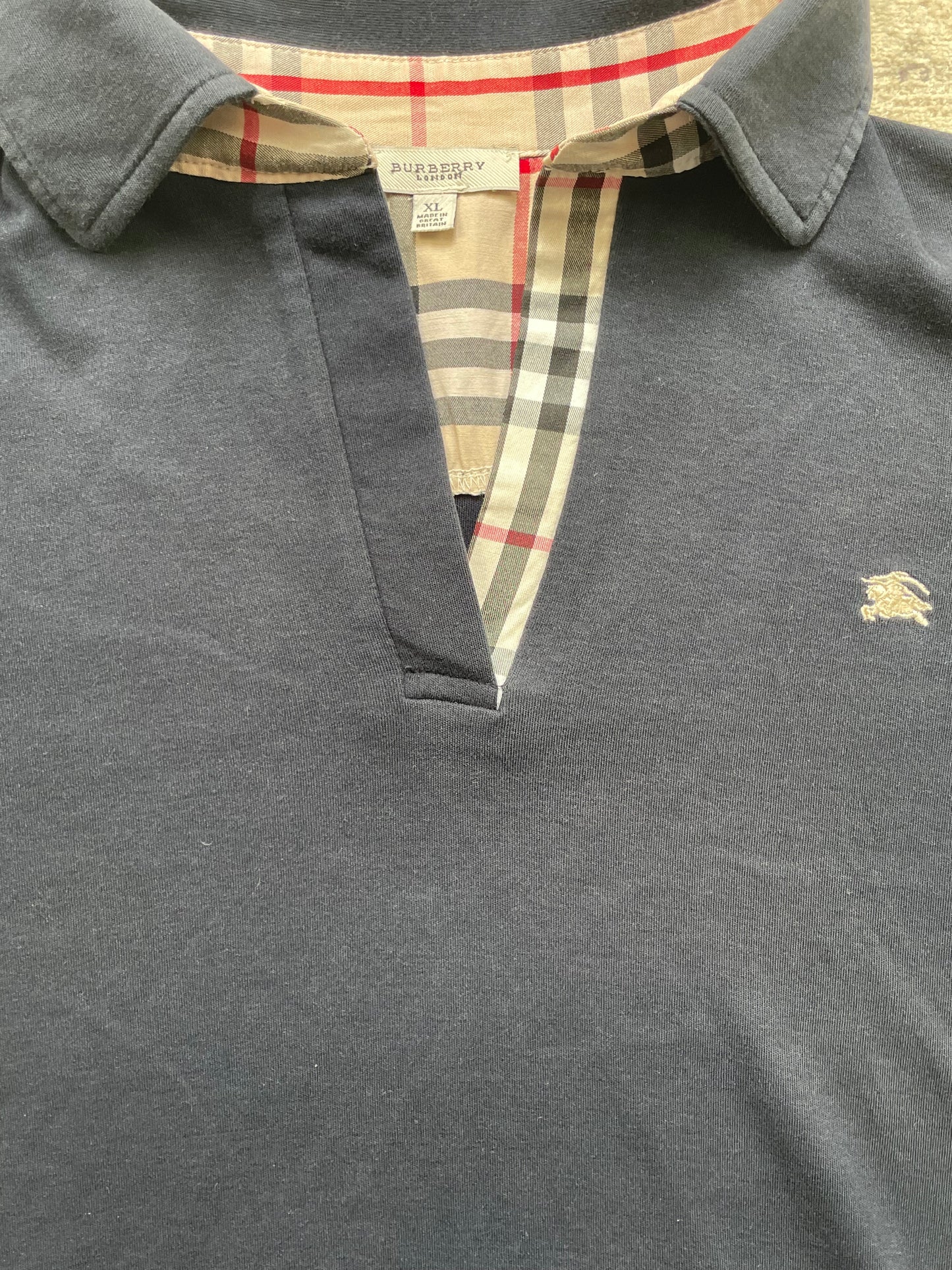 BURBERRY POLO SHIRT (S)