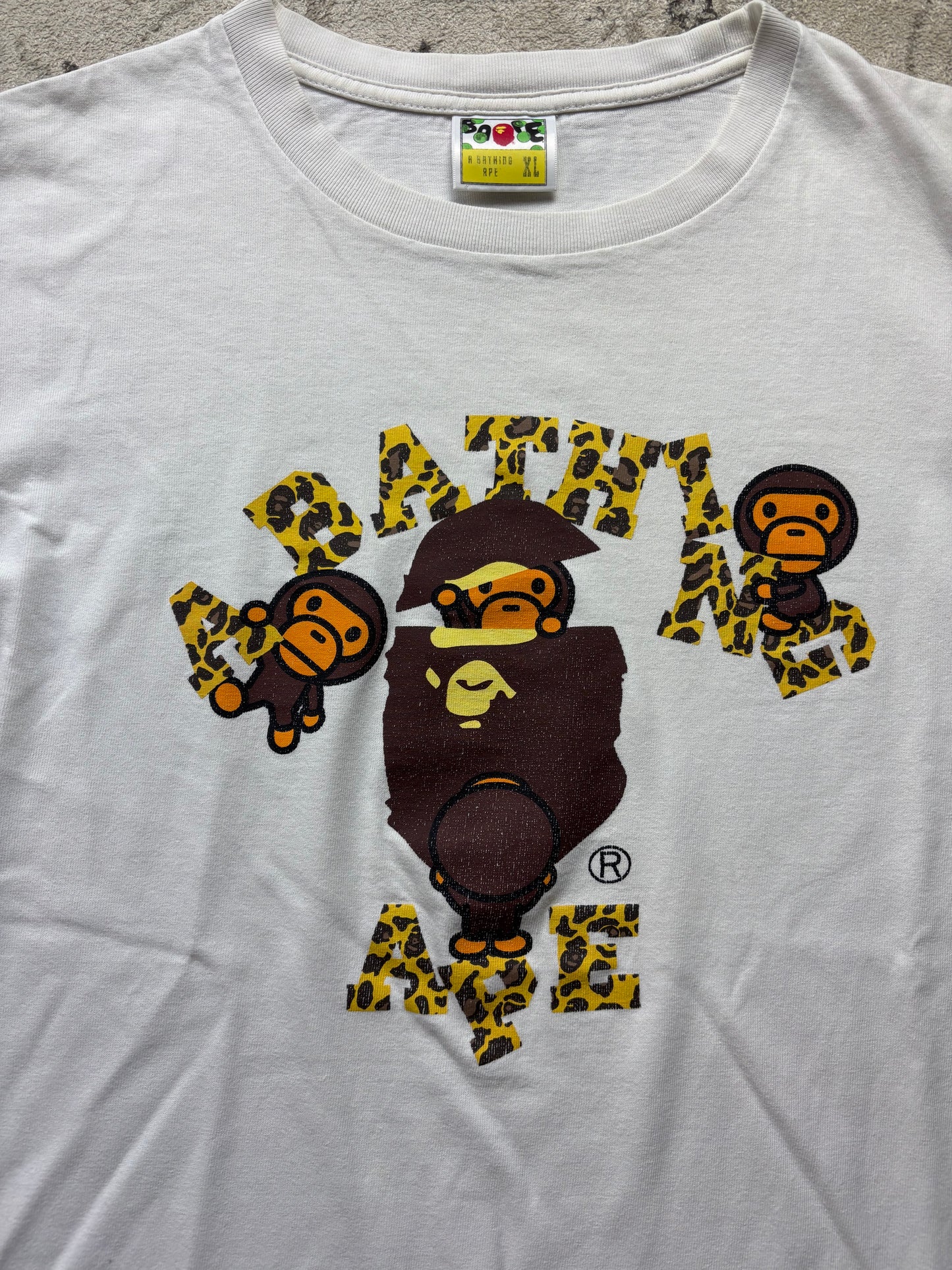 BAPE WHITE T-SHIRT (L)