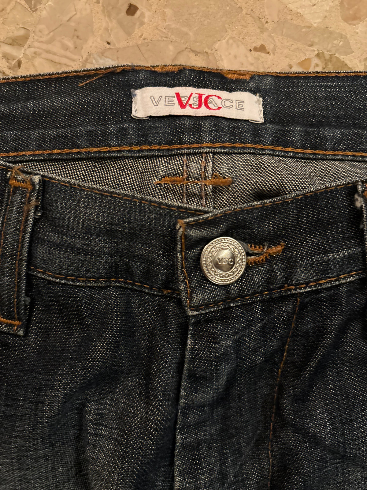 VERSACE JEANS W33 L32