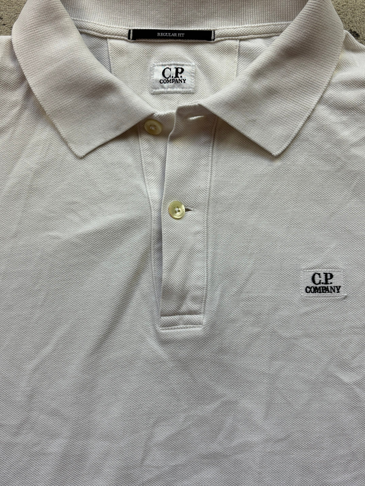 CP COMPANY POLO SHIRT (L)