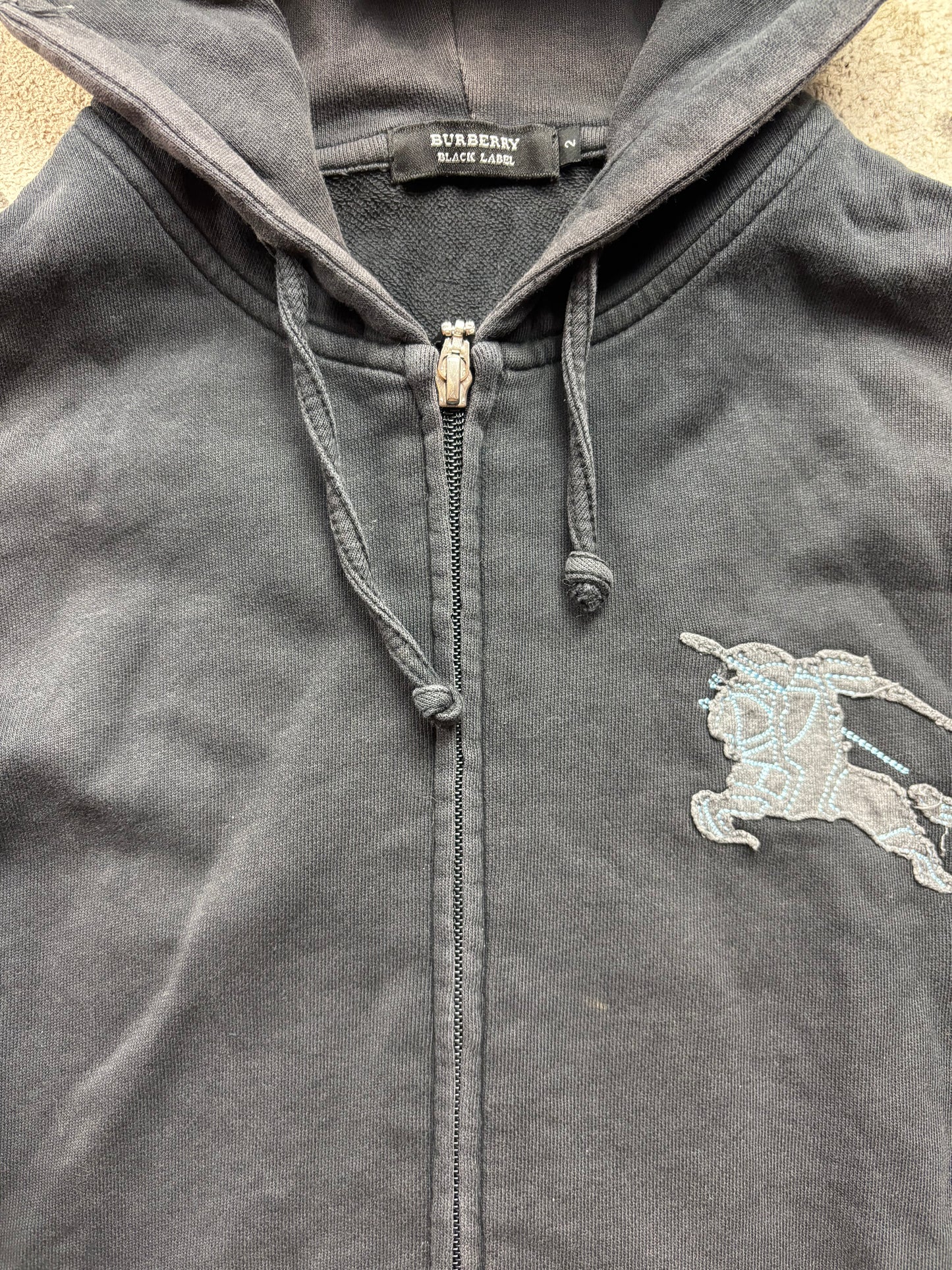 BURBERRY BLACK ZIP UP HOODIE (S)