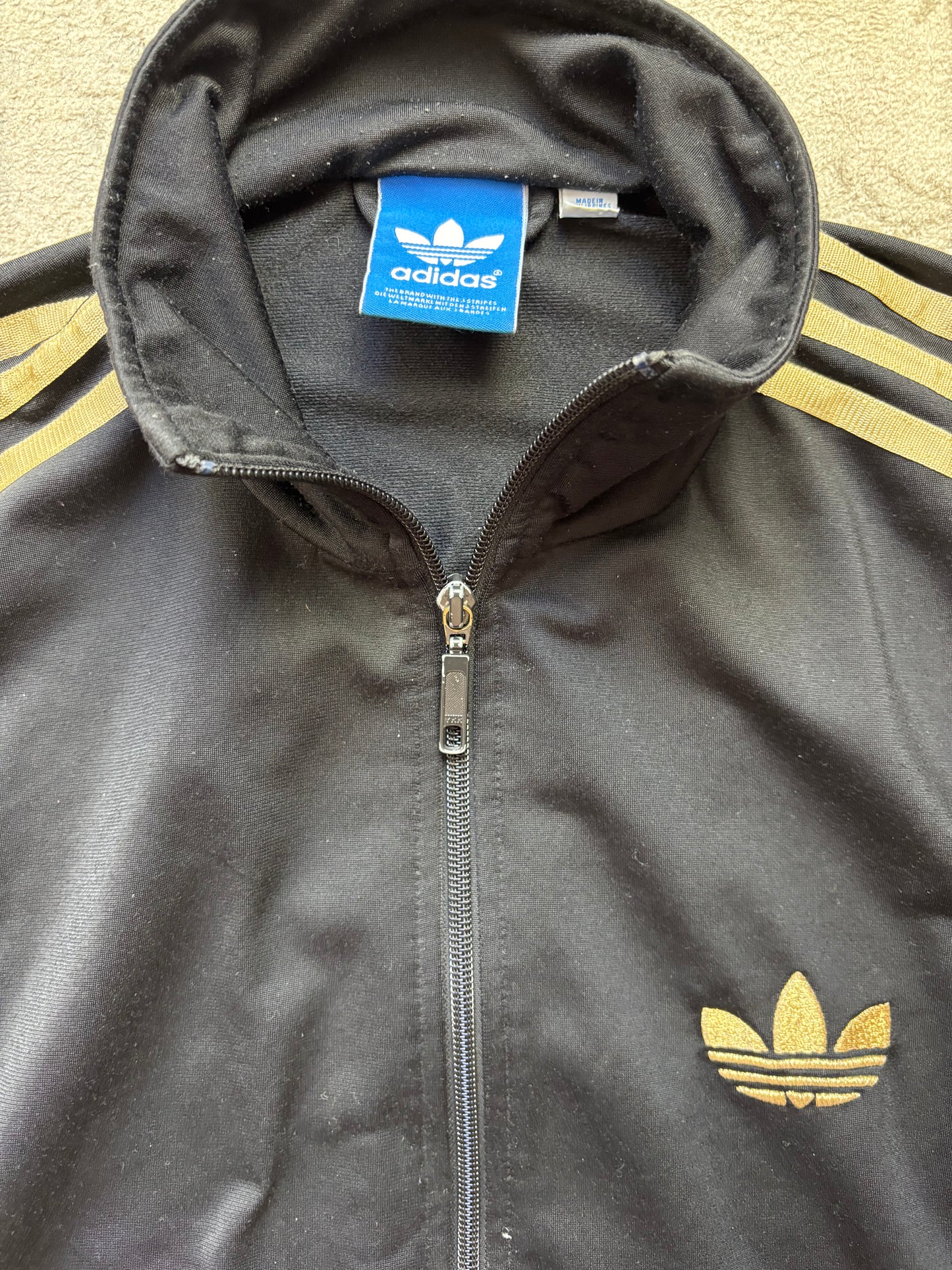 ADIDAS BLACK ZIP UP VEST (M)