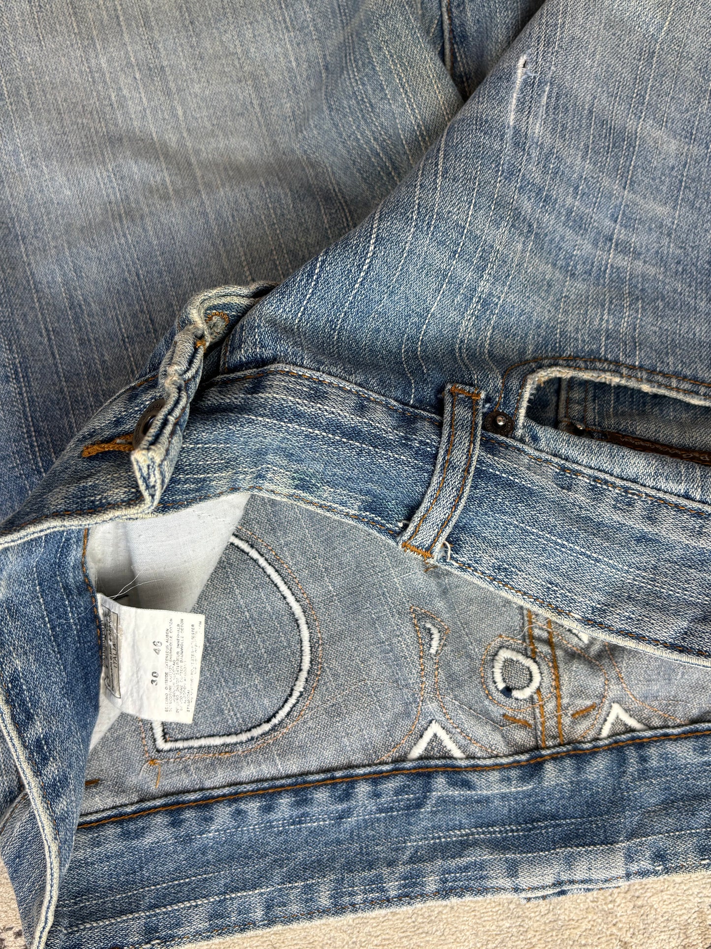 DOLCE & GABBANA JEANS W30 L32