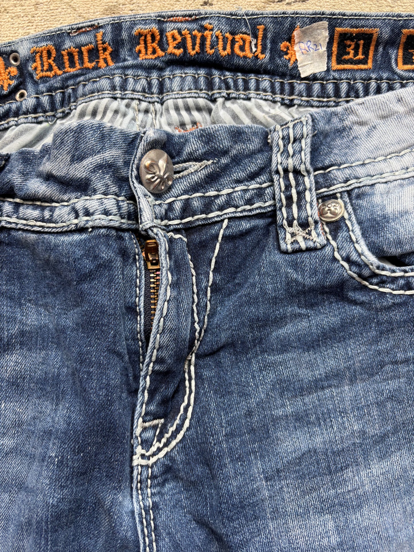 ROCK REVIVAL JEANS W31 L32 #RR21