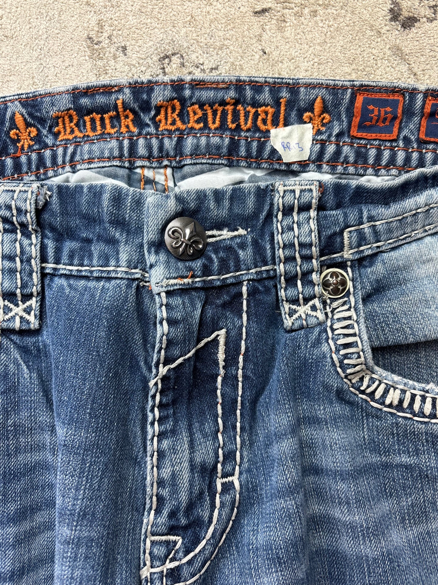 ROCK REVIVAL JEANS W36 L32 #RR13