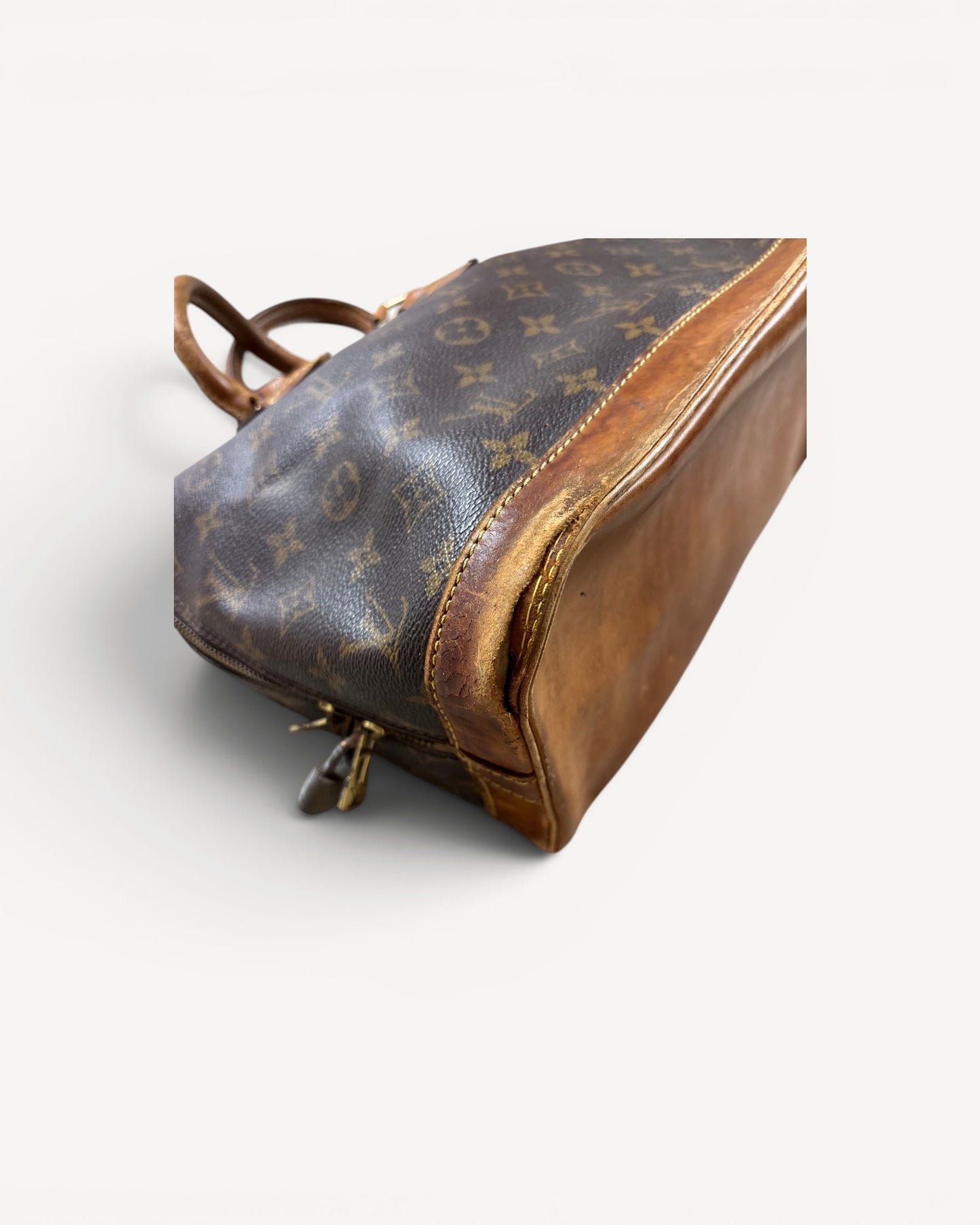 LOUIS VUITTON ALMA BAG