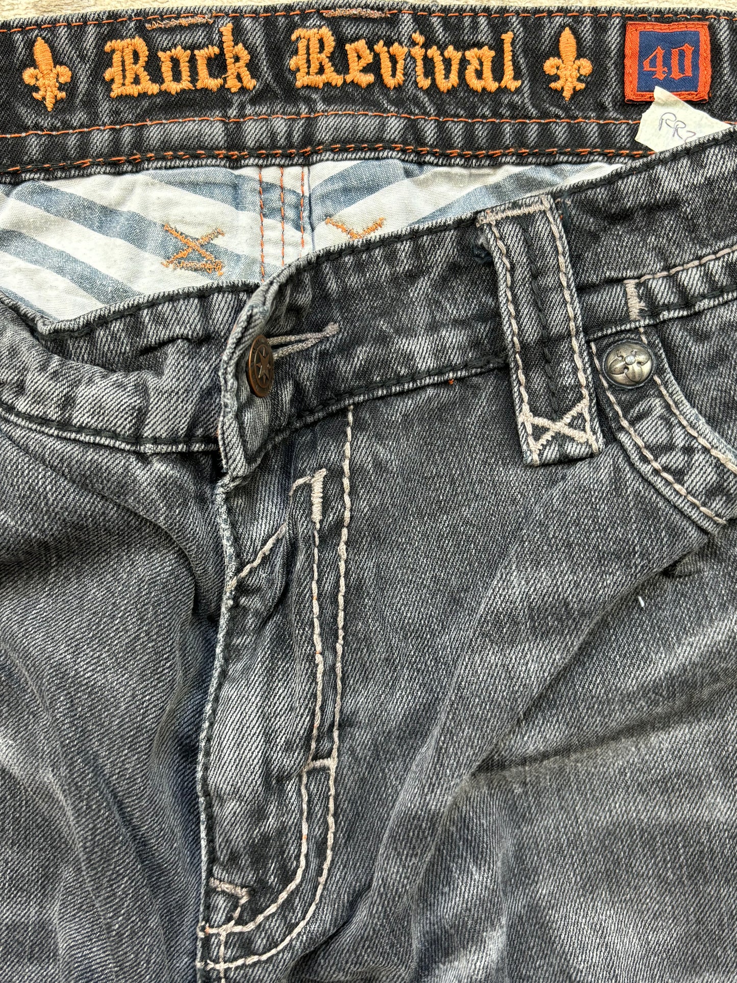 ROCK REVIVAL JEANS W40 L34 #RR25