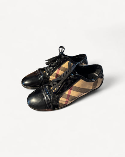 BURBERRY SNEAKER (41)