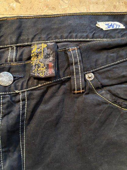 JAPANESE EMBROIDERED DENIM W38 L32 #JAP17
