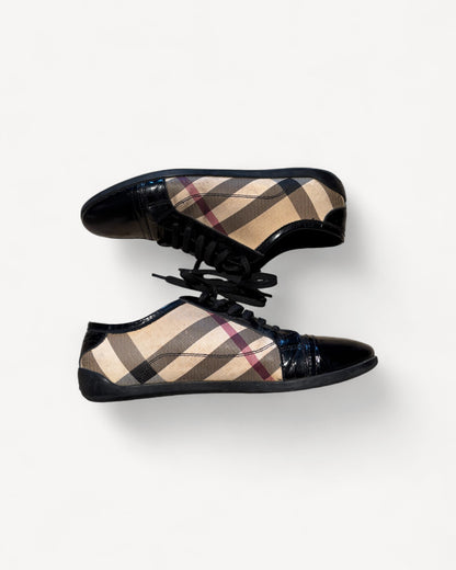 BURBERRY SNEAKER (41)
