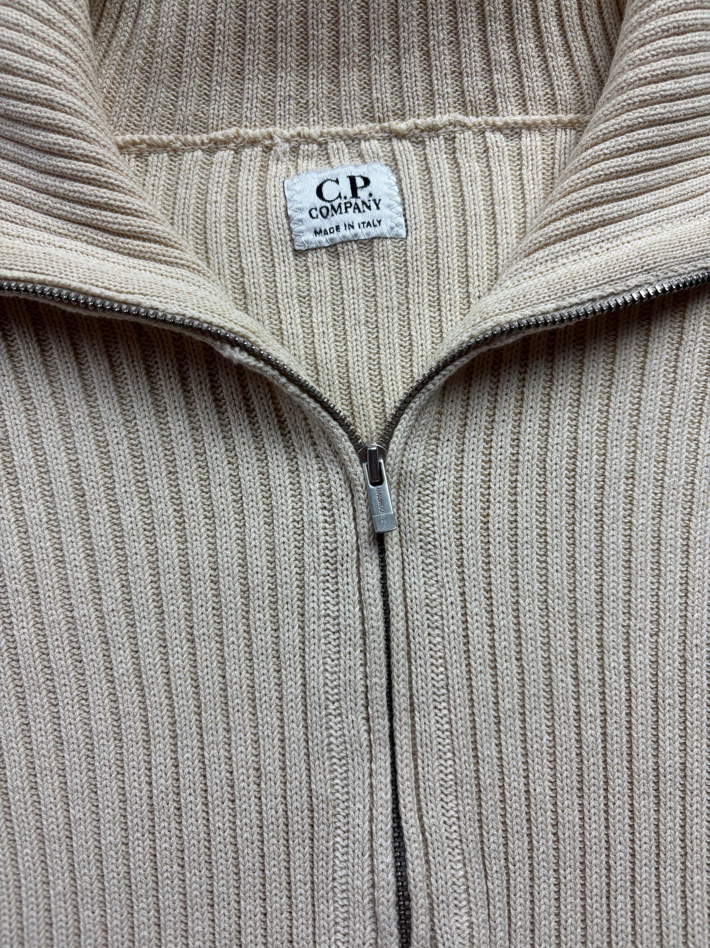 CP COMPANY HALF ZIP UP KNIT (M)