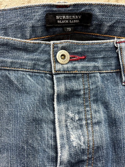 BURBERRY JEANS W32 L30