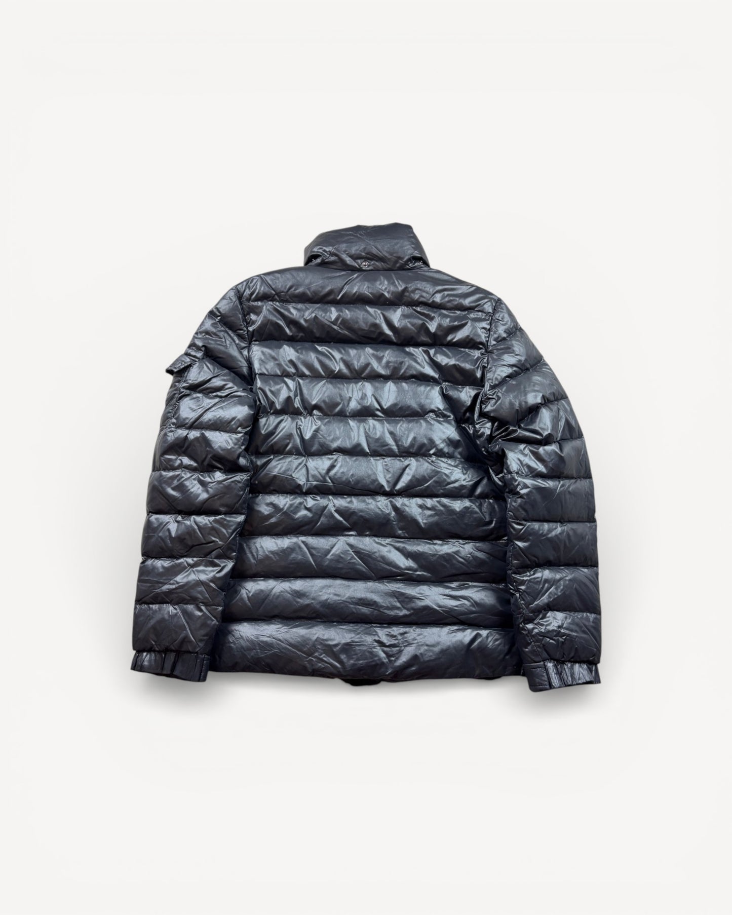 MONCLER PUFFER JACKET (S)